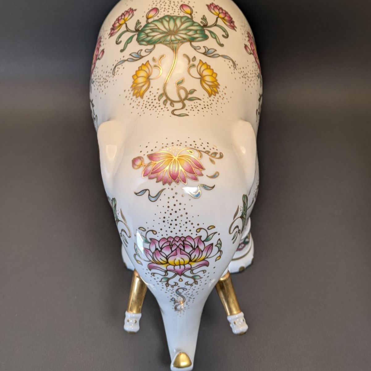  フランクリン ミント 1989年 皇室の叡智の象 手描き磁器 白象 蓮の花 金彩 インテリア 置物 CRAFTED IN JAPAN 小物コレクション 置物 インテリア小物