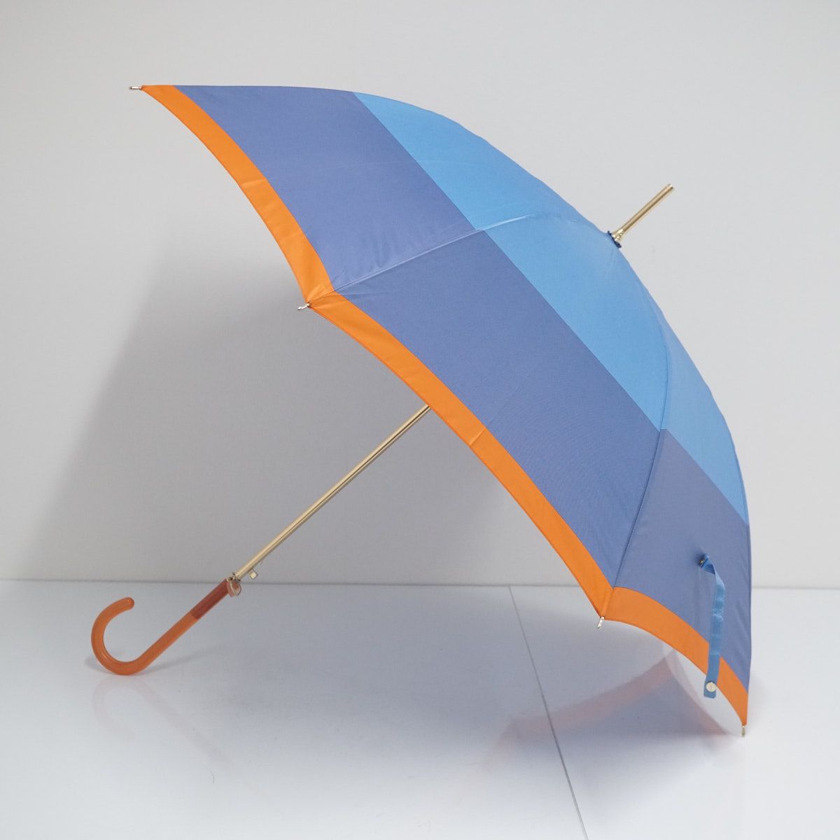 耐風傘 FURLA フルラ USED美品 カラーボーダー ジャンプ ブルー