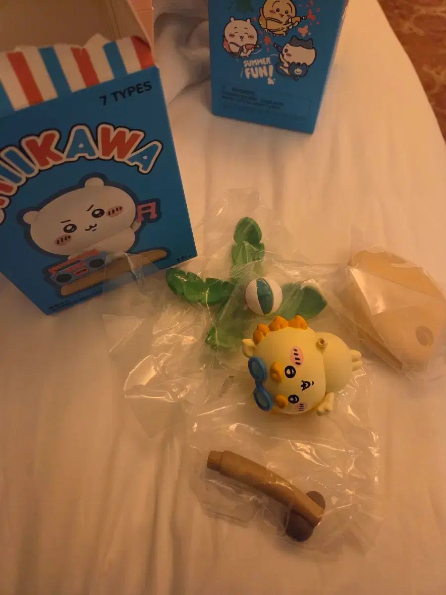 MINISO ちいかわ 夏シリーズ フィギュア ハチワレ シーサー ショップ