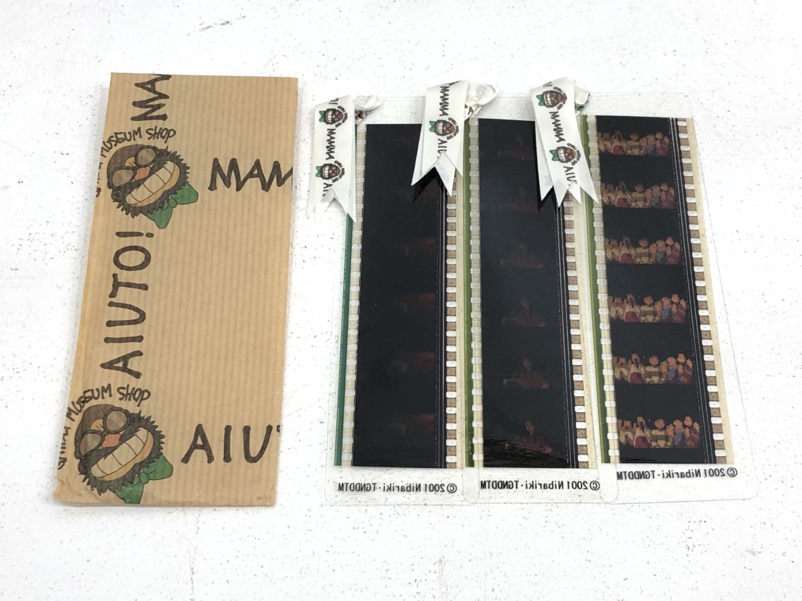 ジブリ フィルムブックマーカー 三鷹の森ジブリ美術館 フィルムブックマーカー 2枚セット - メルカリ