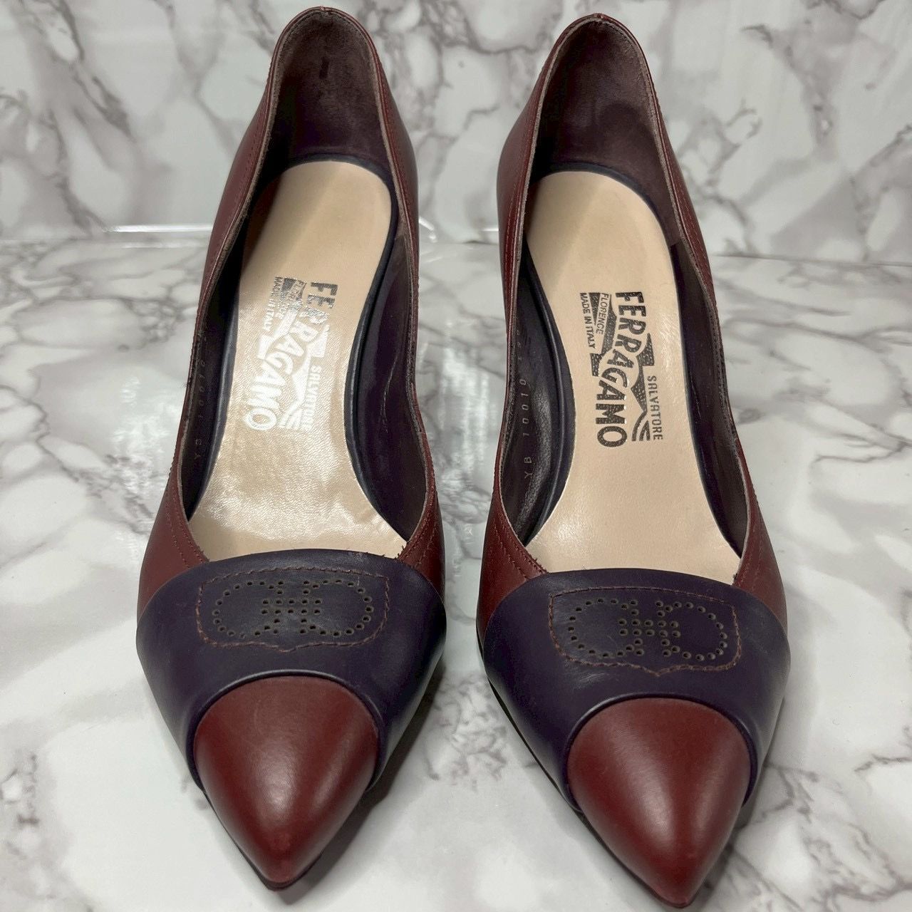 サルヴァトーレフェラガモ SALVATORE FERRAGAMO パンプス レザー 