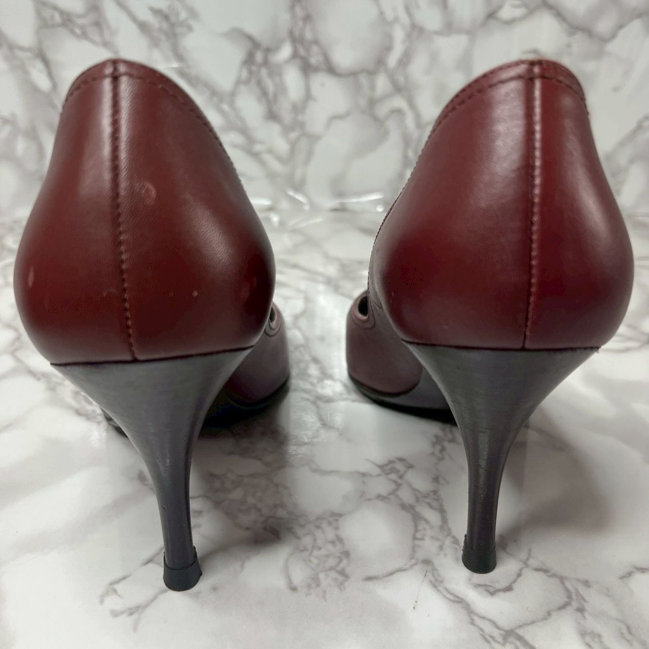 サルヴァトーレフェラガモ SALVATORE FERRAGAMO パンプス レザー 