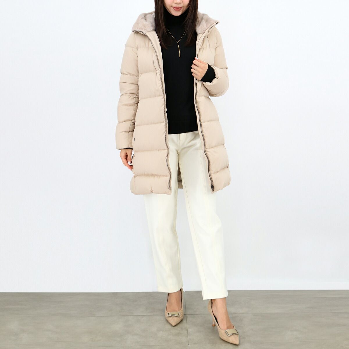 □HERNO ヘルノ PI001948D 1980/BEIGE CHIARO ダウンジャケット ダウン
