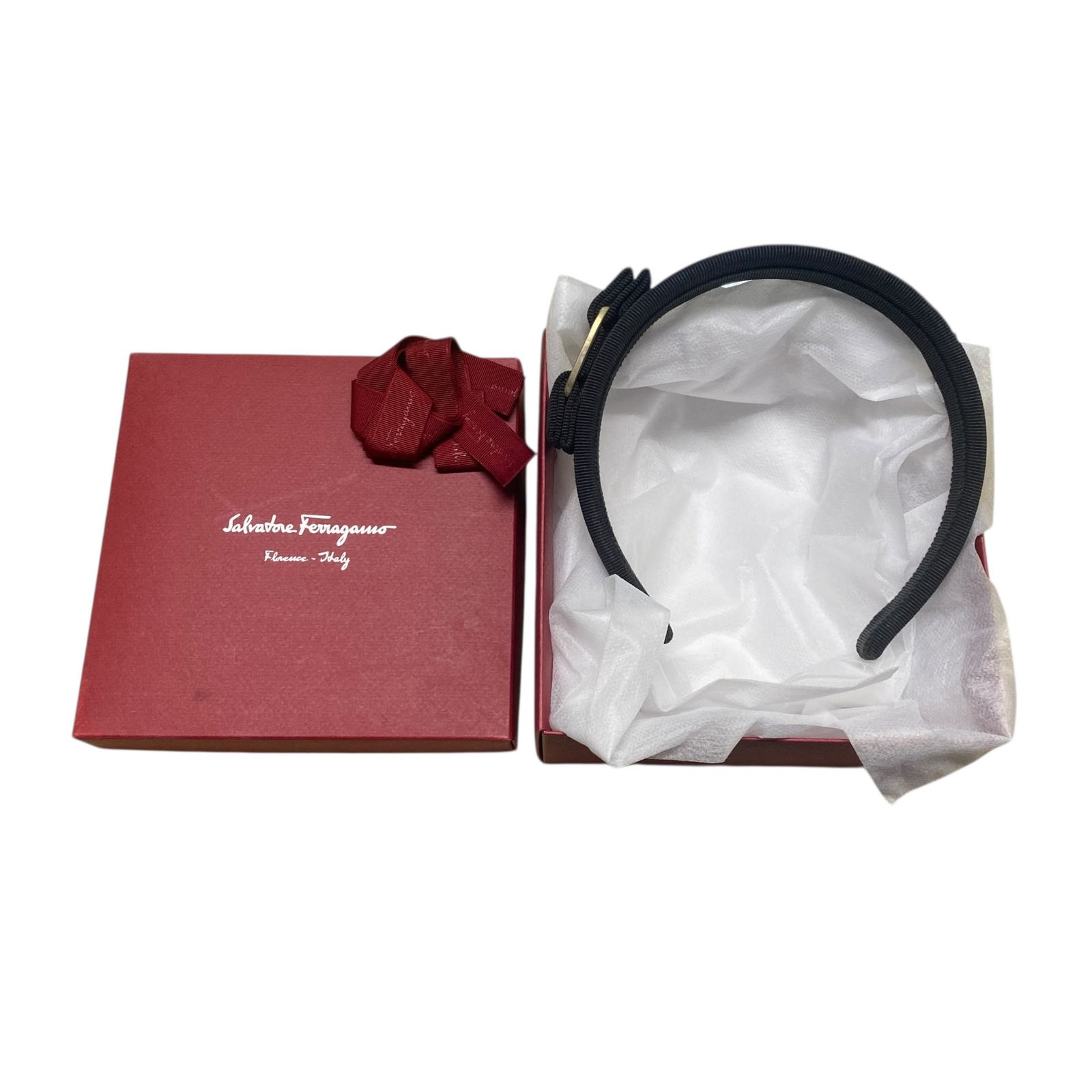 中古品】Salvatore Ferragamo フェラガモ ヴァラリボン キャンバス