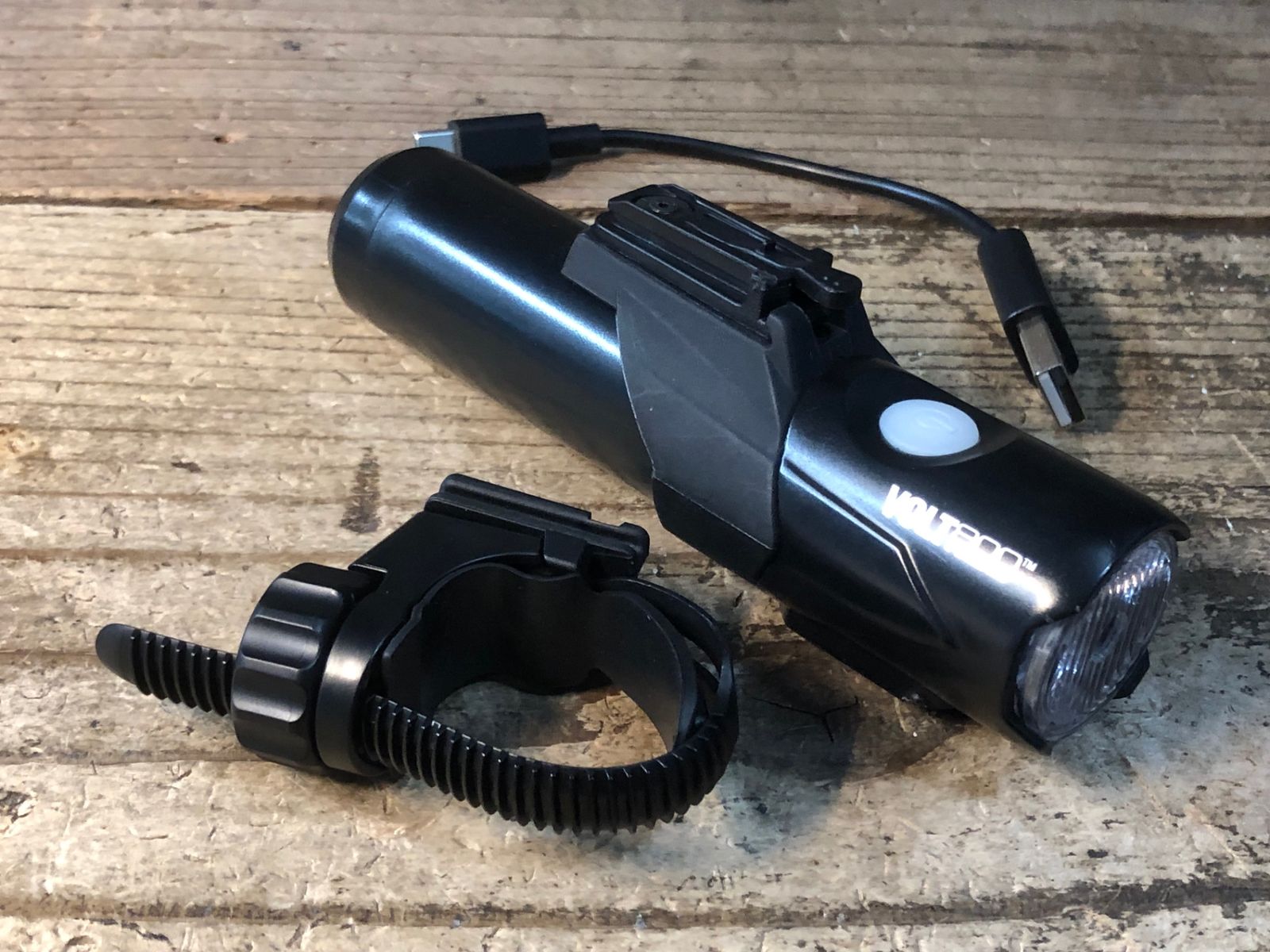 JT699 キャットアイ CATEYE ボルト VOLT 800 NEO フロントライト