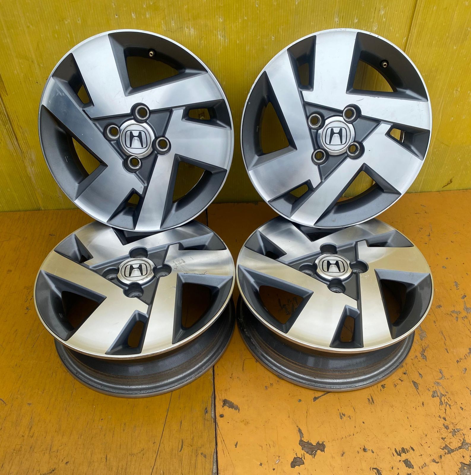 ZT-6913] 4本 4穴 HONDA ホンダ 注文 アルミホイール 14X4 1/2J ET45 