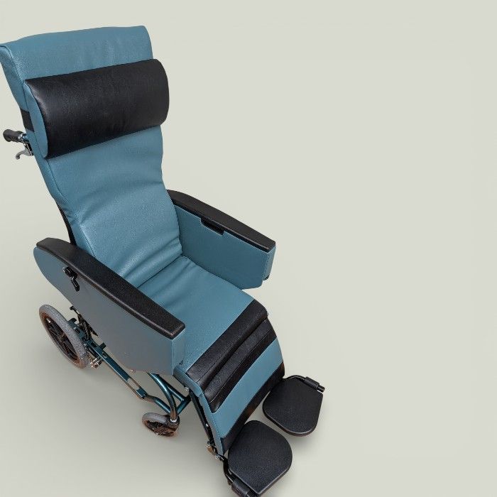 送料無料 松永製作所 ティルト＆フルリクライニング車椅子 エリーゼ FR