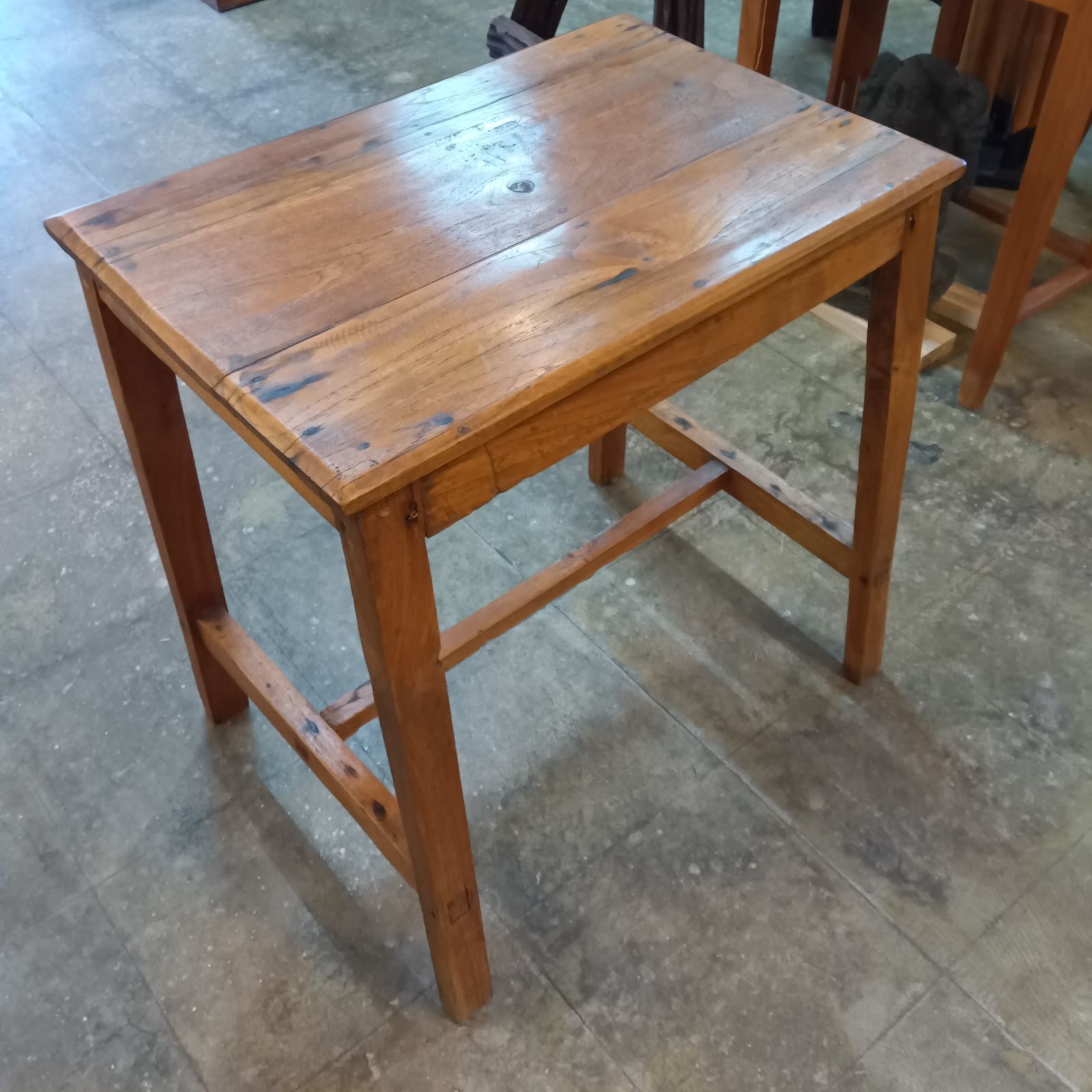 チーク古材の万能台 幅60cm 高さ64cm｜アンティーク風 作業台 飾り台