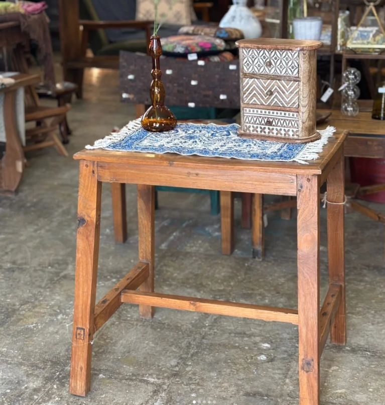 チーク古材の万能台 幅60cm 高さ64cm｜アンティーク風 作業台 飾り台