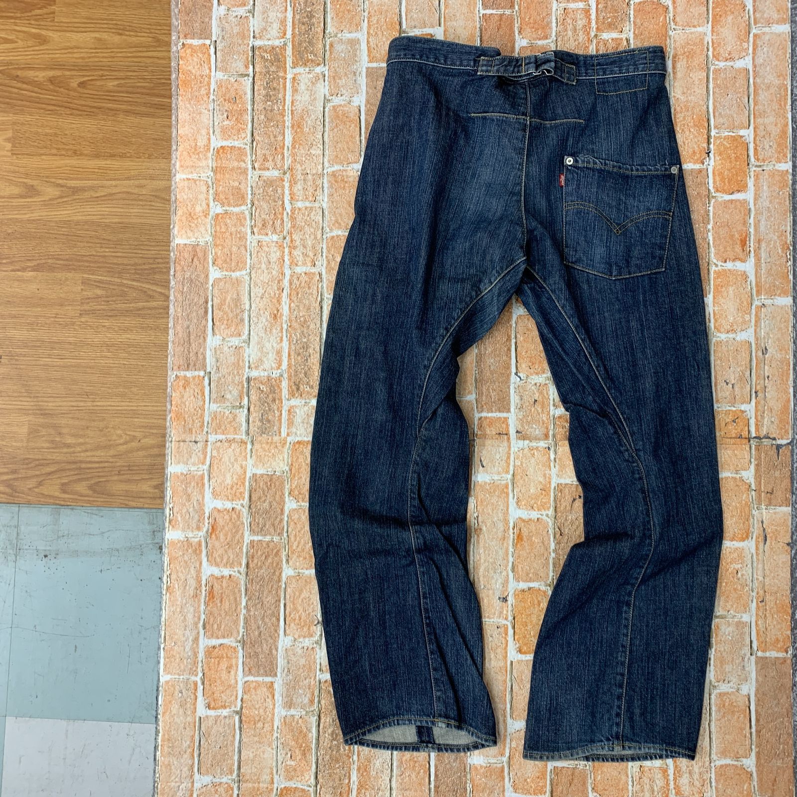 デニム engineered jeans loose 立体裁断 リーバイス リーバイス 