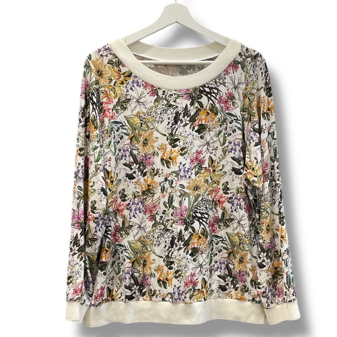 Leilian レリアン G.BINDA 花柄カットソー サイズ17+ 白地 フラワー柄