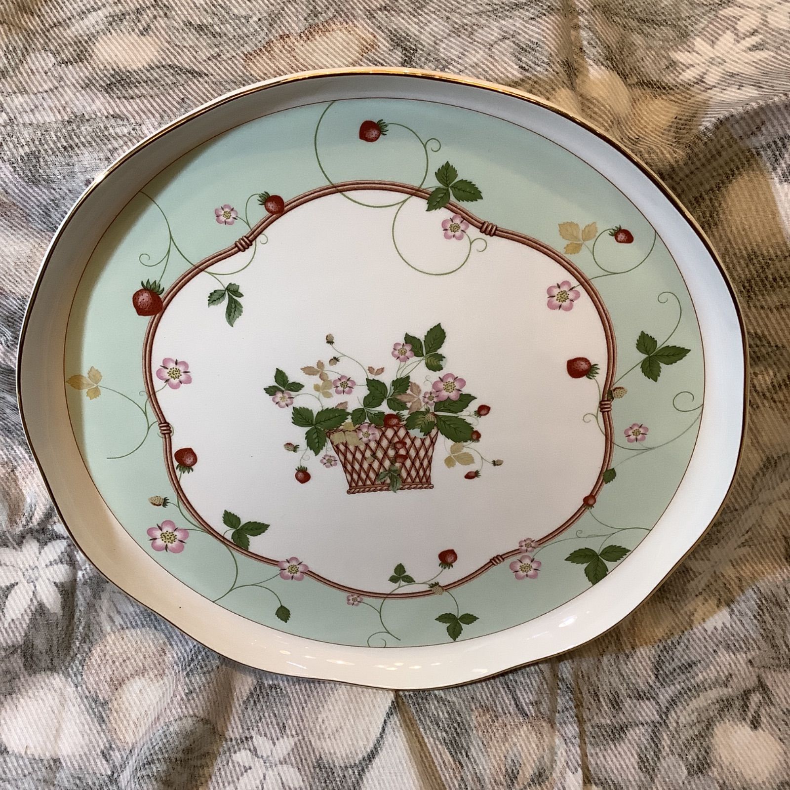 ♥ ヴィンテージ おまけ付 ウェッジウッド 大皿 ピザ トレイ プレート Wedgewood Wild Strawberry