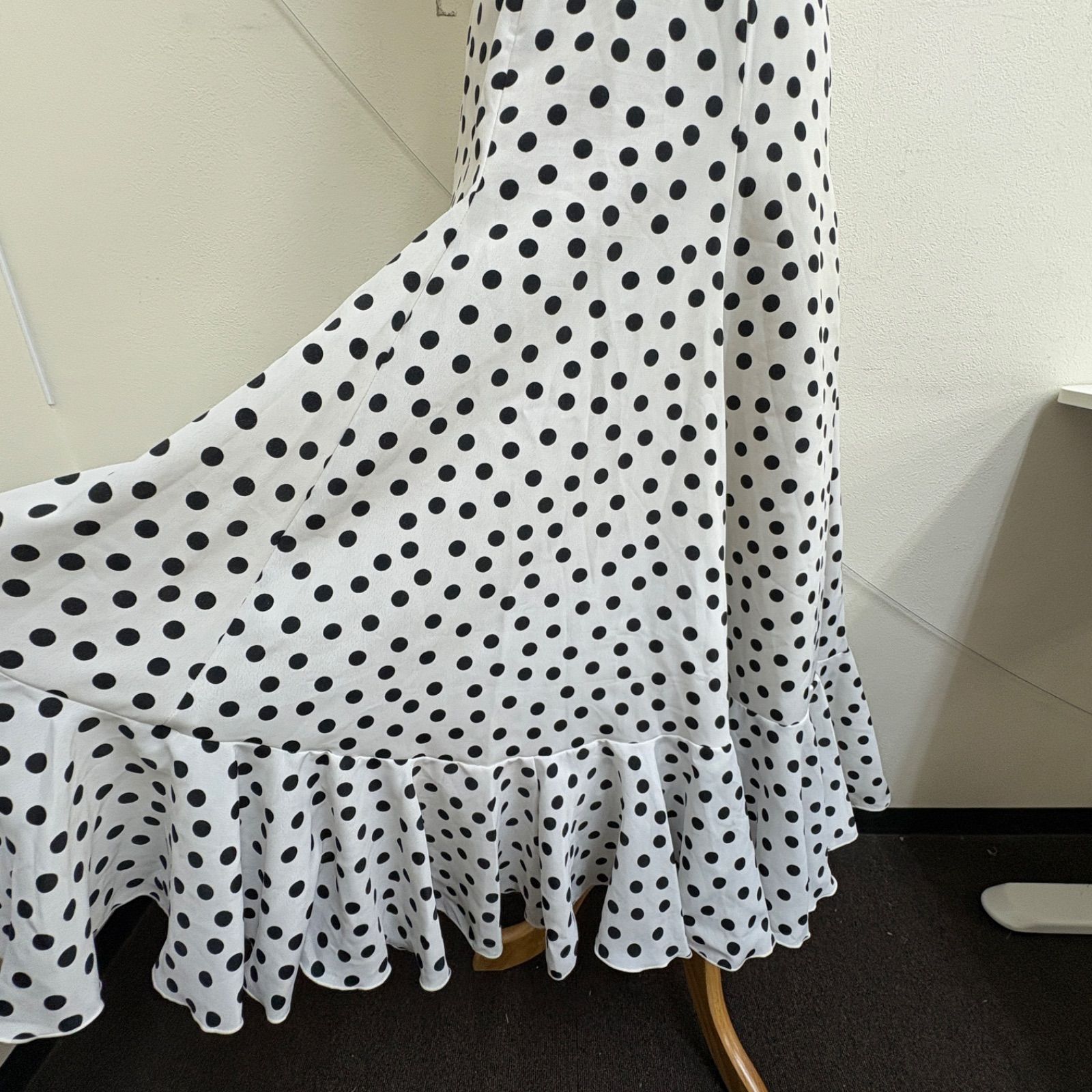 HERMOSA】 フラメンコ衣装 スカート ファルダ 白 黒 水玉 ドット柄