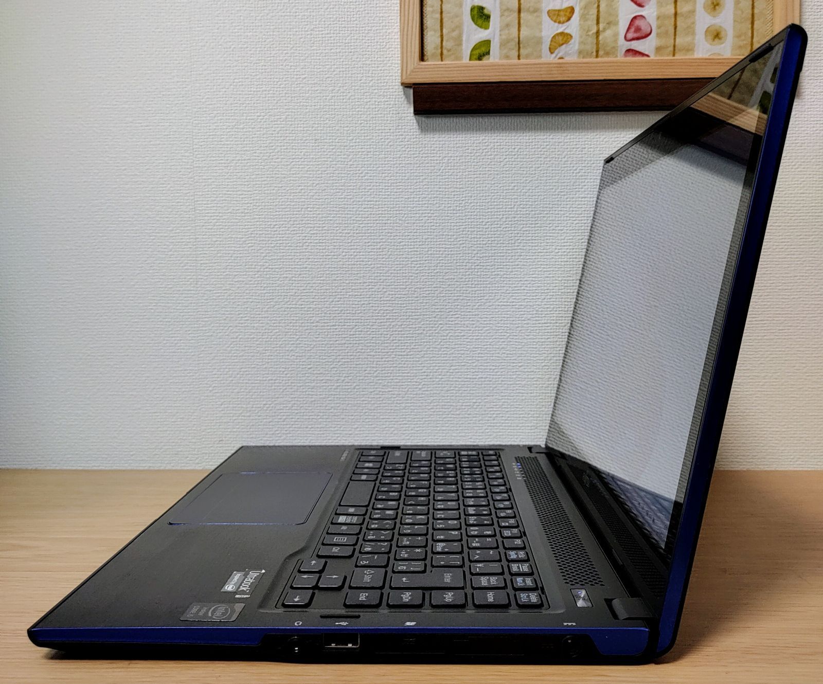 FUJITSU LIFEBOOK Corei5 メモリ8GB SSD256GB 小型 Webカメラ 青 黒