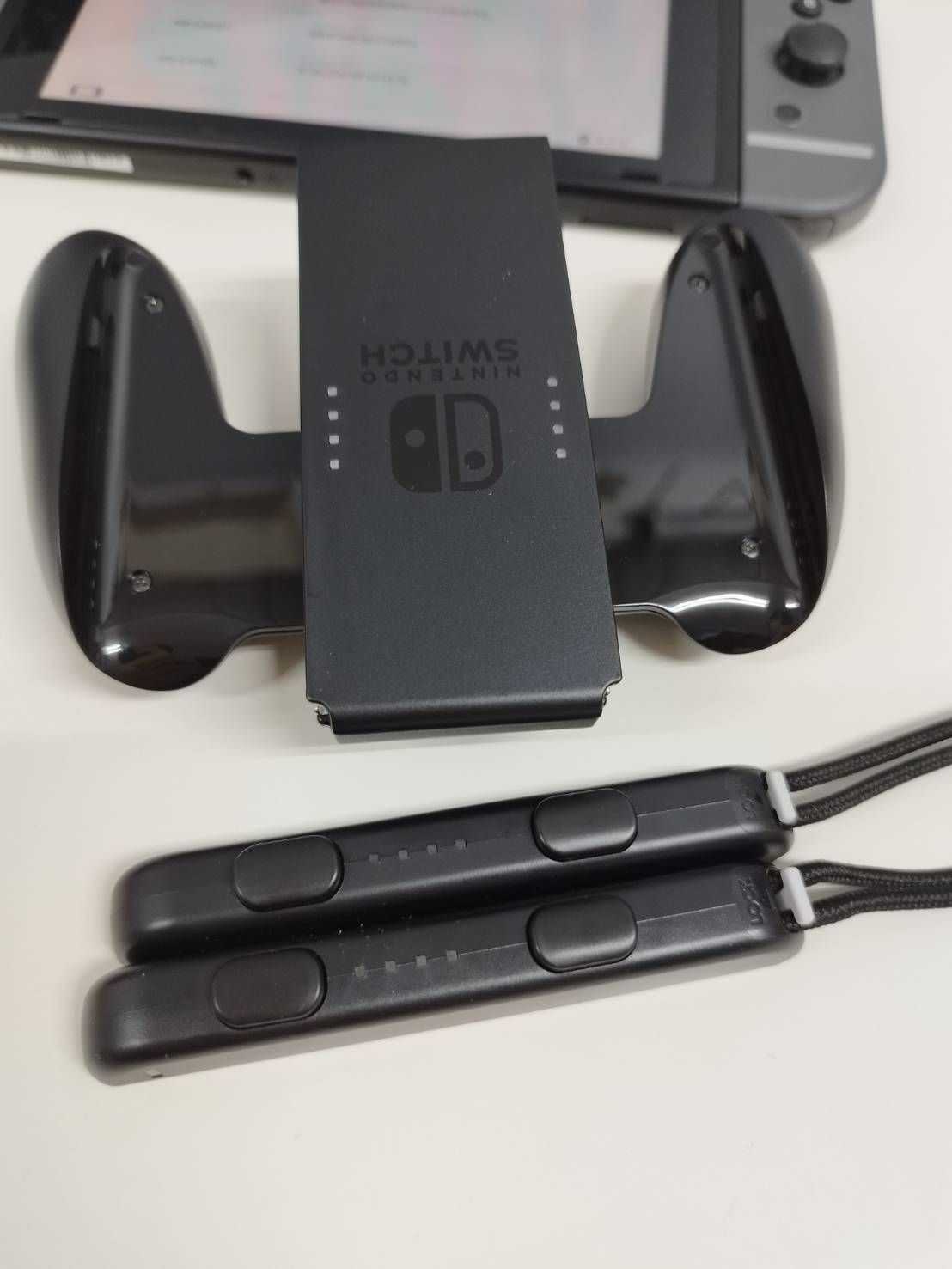 良品】Nintendo Switch 本体 HAC-001/2018年製/大乱闘スマッシュ