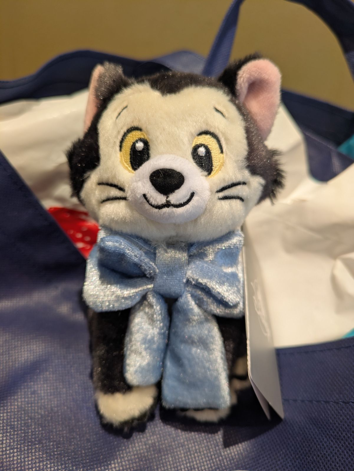 ★DISNEY STORE　 新品タグ付　お顔厳選　 ギフト　プレゼント このコをお譲りします☆DISNEY STORE 新品タグ付 お顔厳選 ギフト