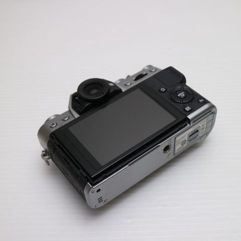 美品 FUJIFILM X-T10 シルバー 即日発送 ミラーレス一眼 フジフィルム