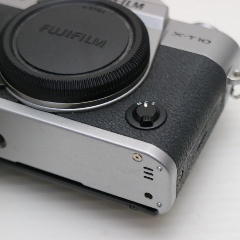 美品 FUJIFILM X-T10 シルバー 即日発送 ミラーレス一眼 フジフィルム