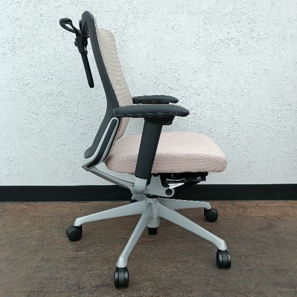 オカムラ オフィスチェア 肘あり Choral コーラル CQ82GR-FSH7