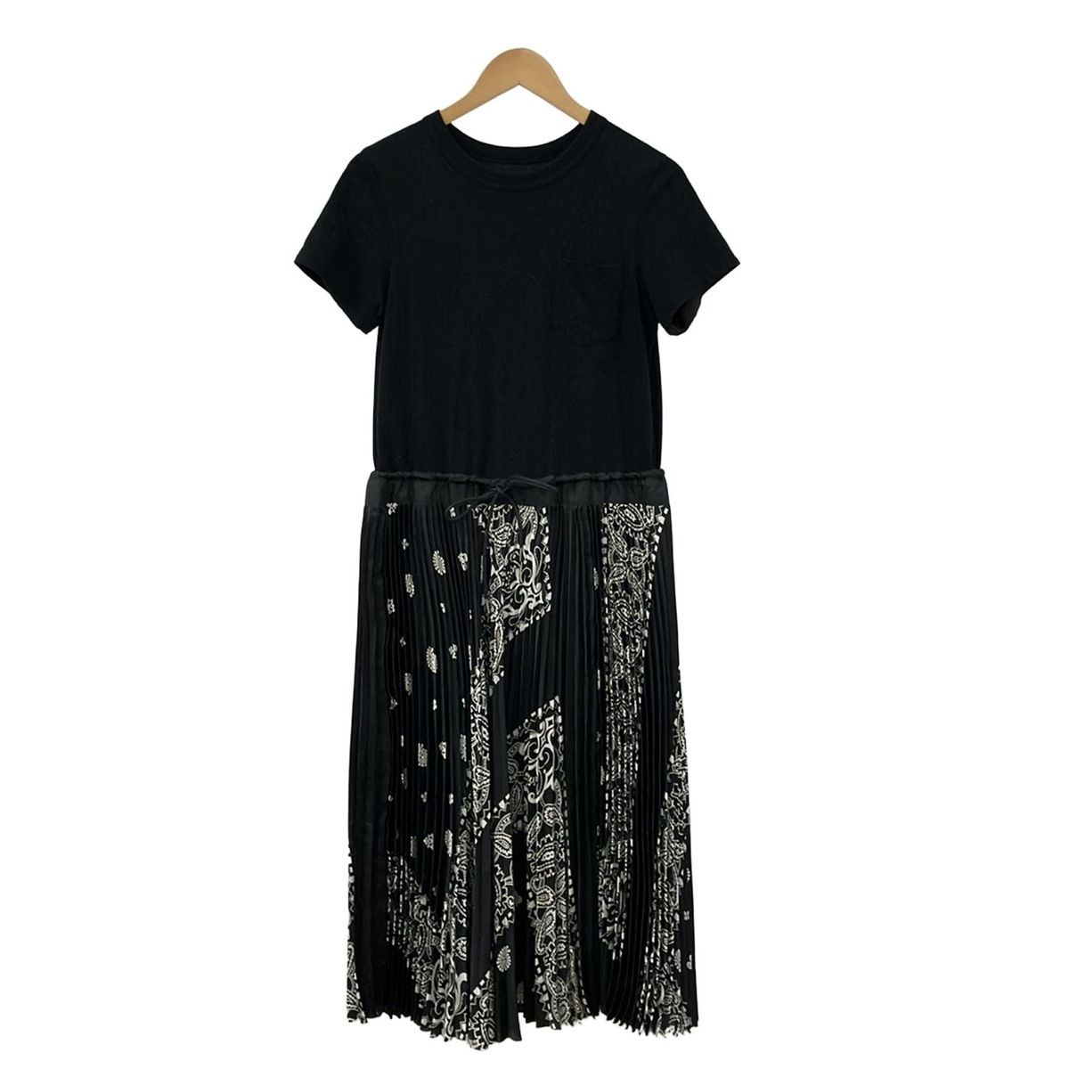 美品　sacai サカイ　レースプリーツトップス ノースリーブ ペイズリー柄 Sacai(サカイ) ワンピース サイズ1 S レディース美品 - 21-05441 黒