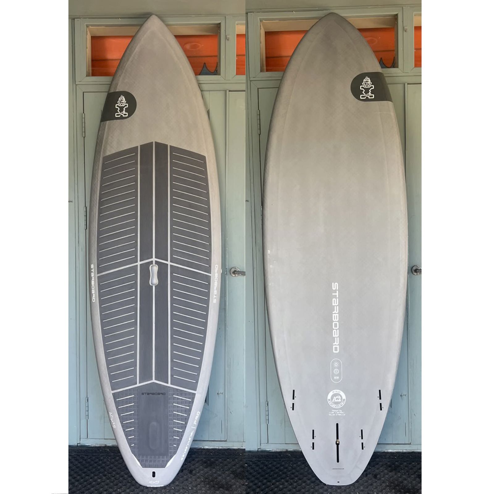 新品未使用 STARBOARD PRO 8'2″ × 29″ / 118L ACUTE CUSTOM CARBON