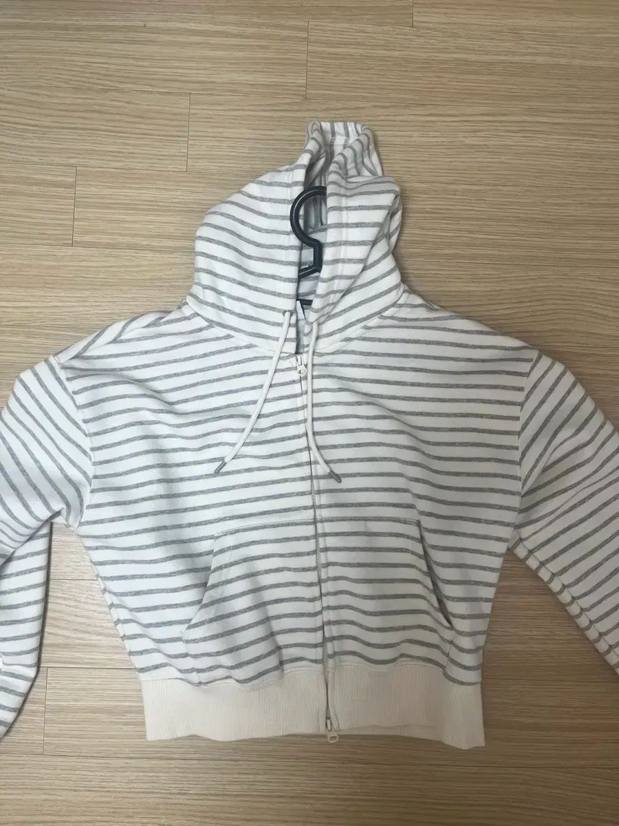 服の出品 - メルカリ