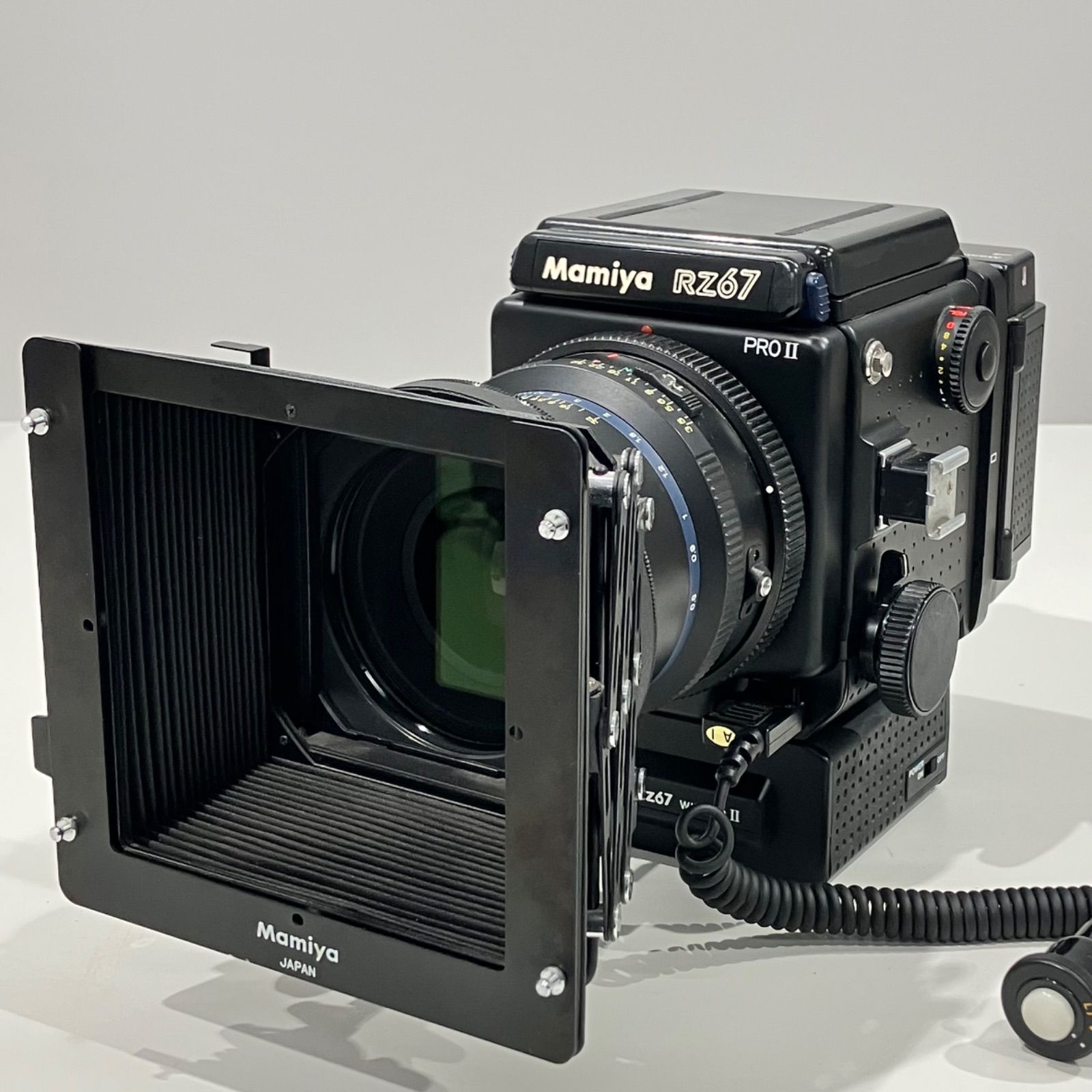 マミヤ RZ67 PROⅡ その他付属品あり フィルムカメラ 【送料無料