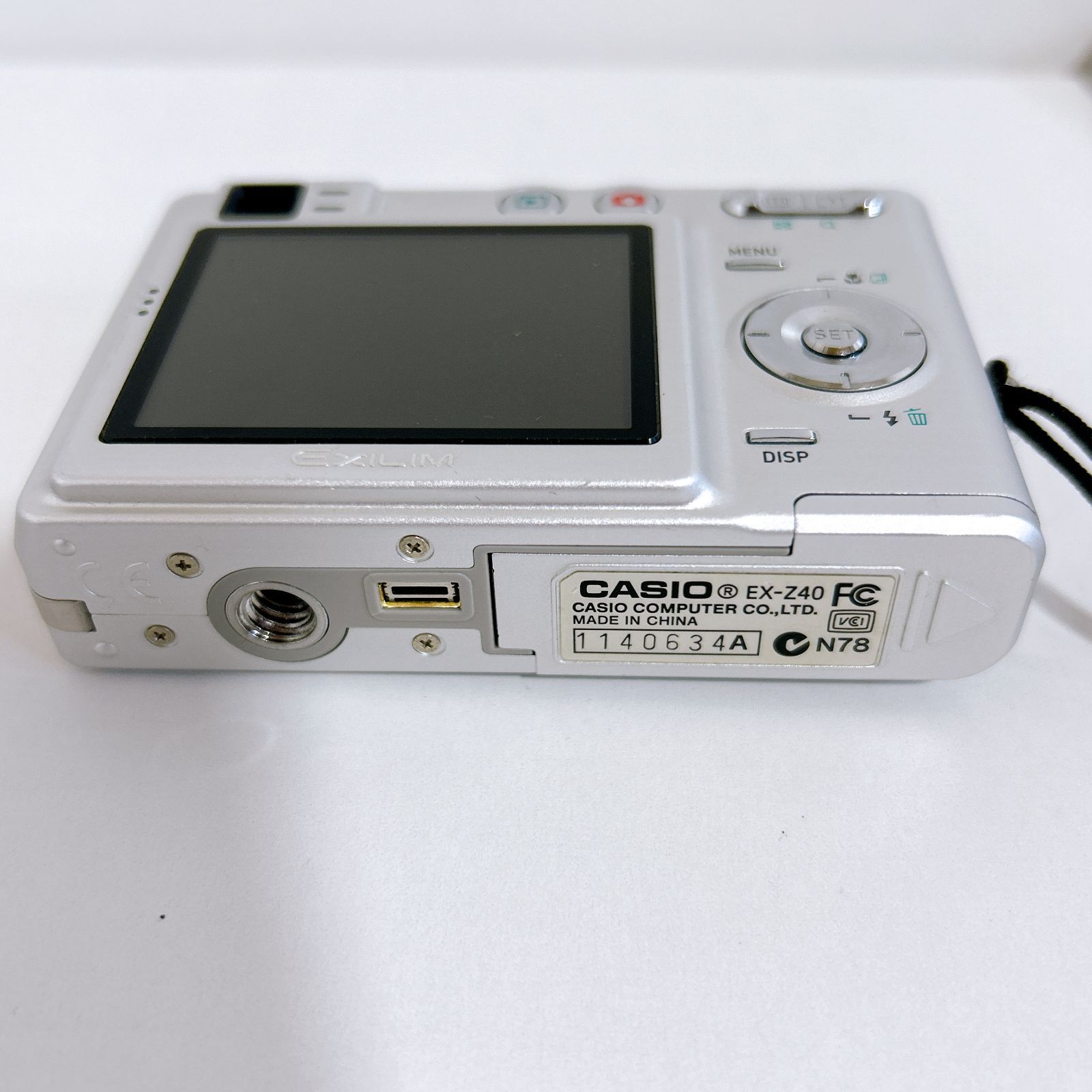 CASIO EXILIM EX-Z40 カメラ コンデジ シルバー バッテリーあり SD 