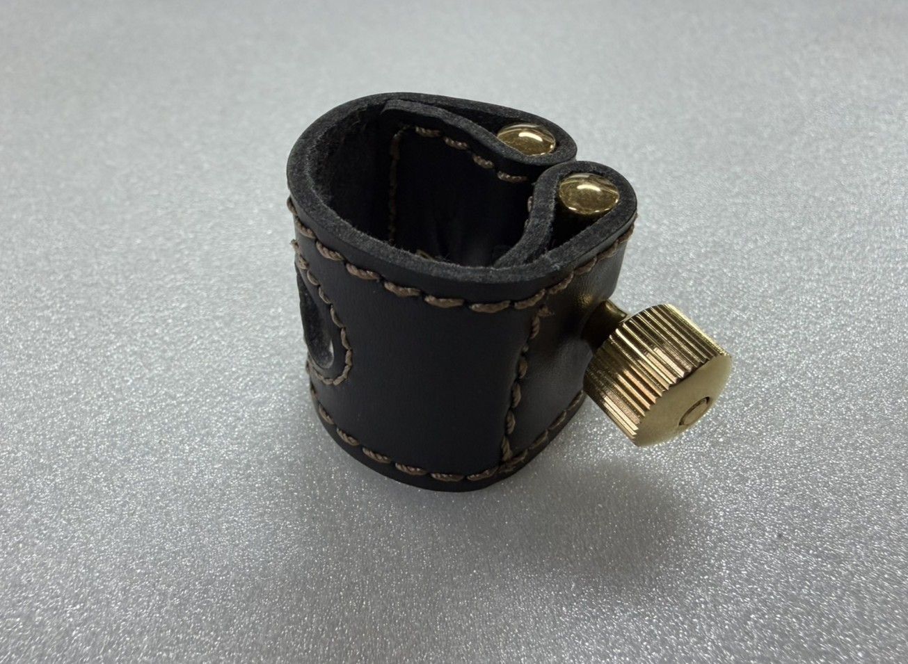完了品 BULLSEYE B♭クラリネットリガチャー ROOK ブラック 完了品