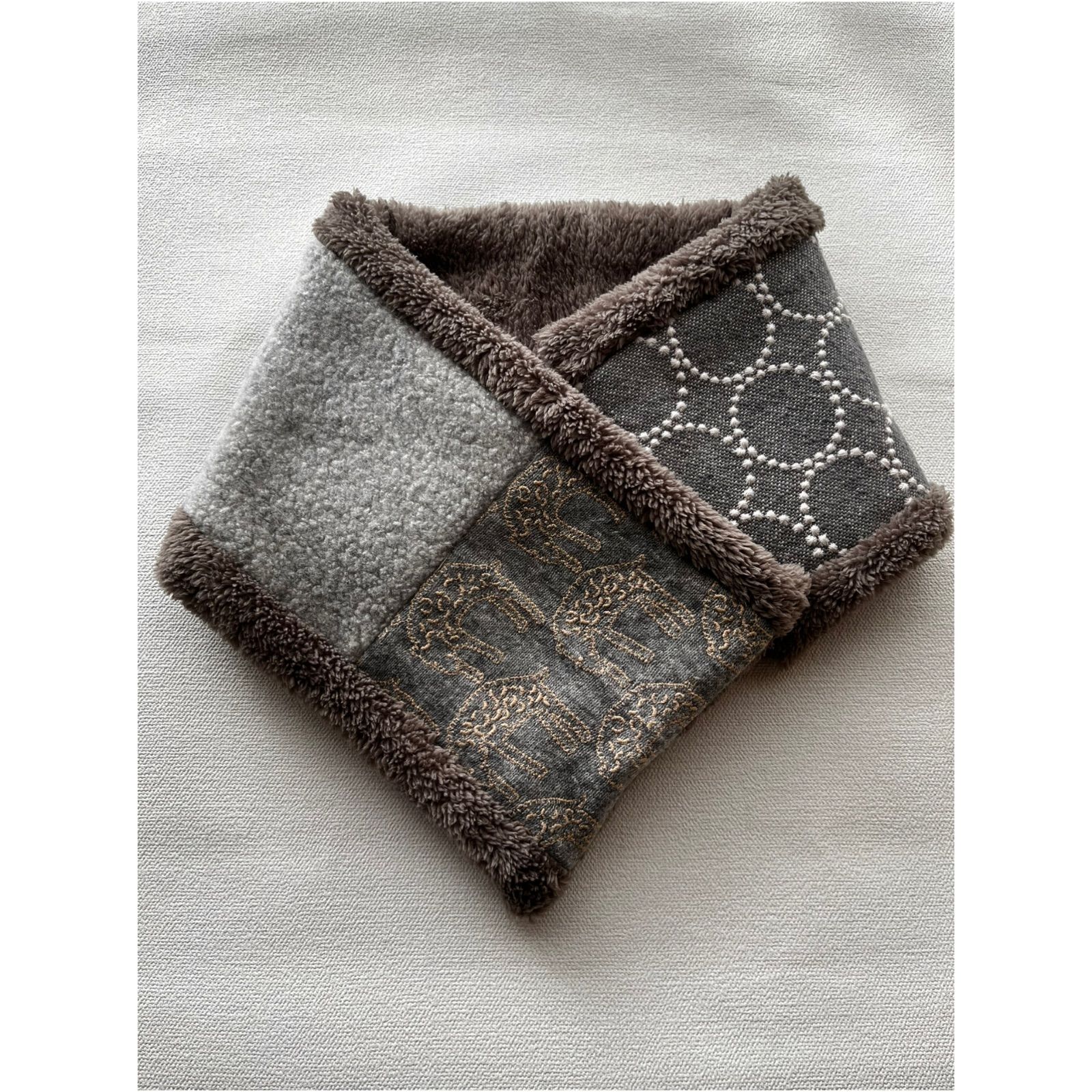 マフラータイプ】count•ウールtambourineのネックウォーマー ミナ