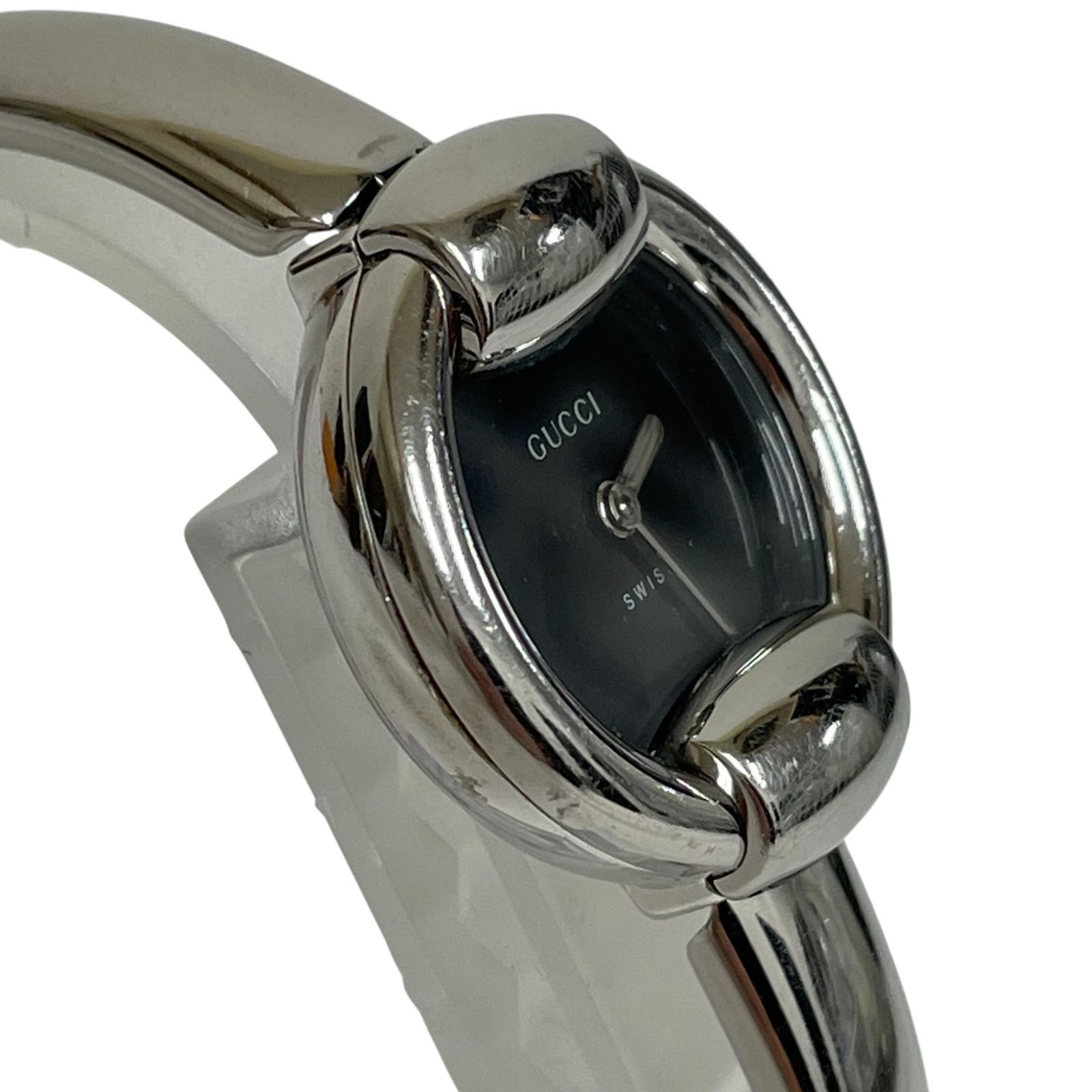 GUCCI グッチ 腕時計 クォーツ シルバー ブラック文字盤 0070604 1400L