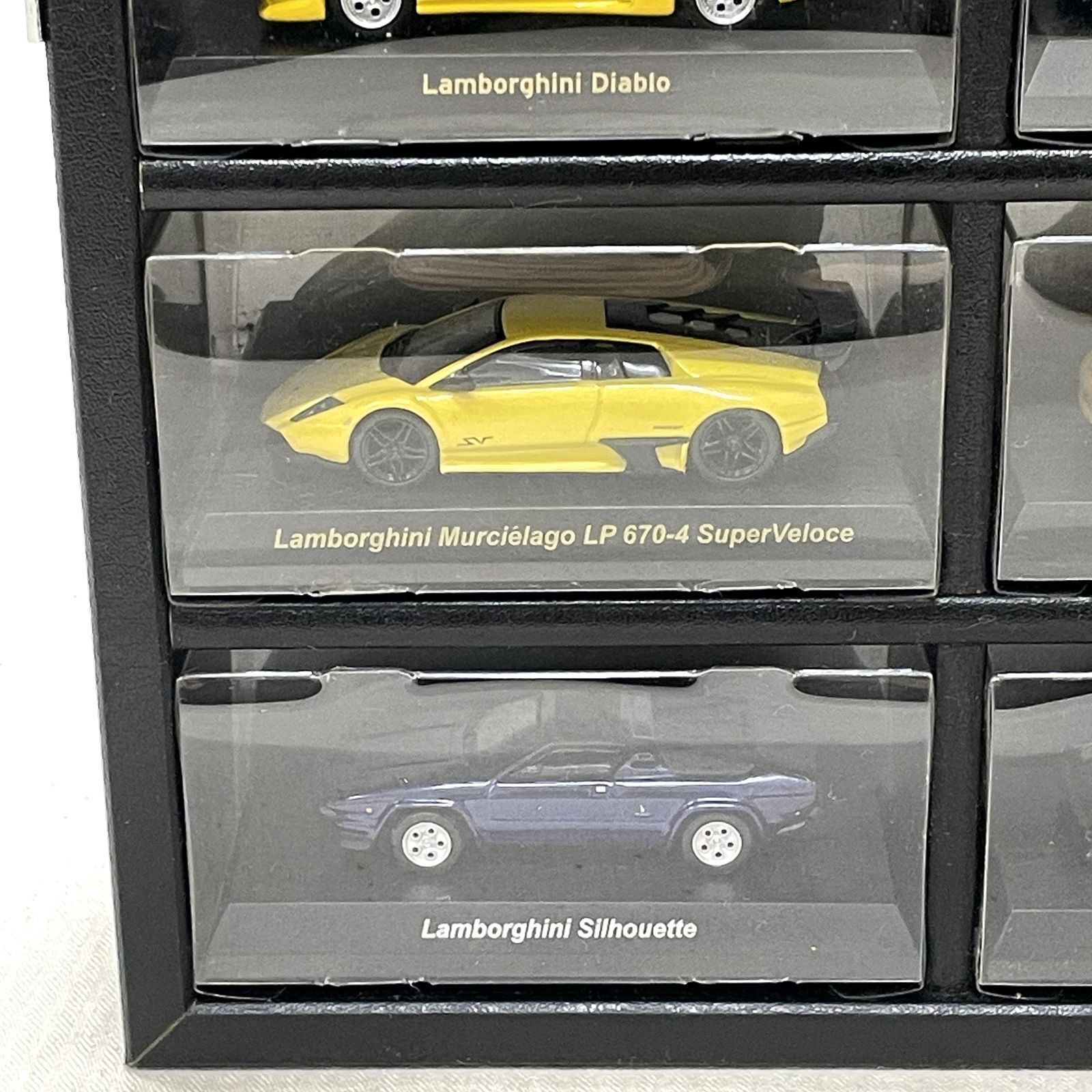 京商 1/64 ランボルギーニ 15台セット コレクションケース付 WHT