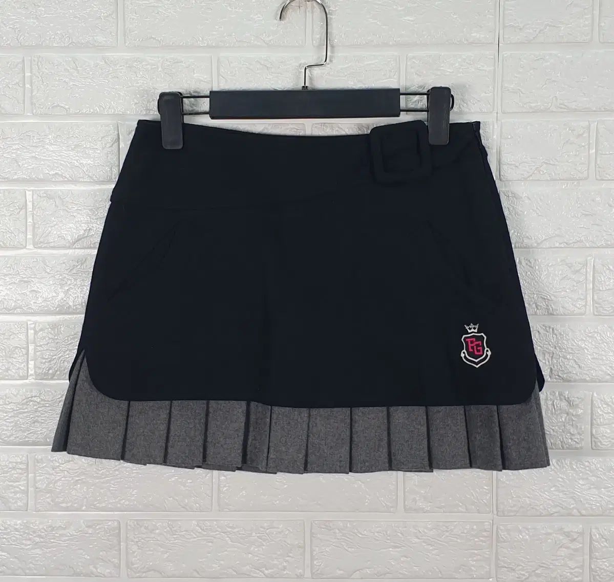 26 パーリーゲイツ ウール ゴルフ スカート - メルカリ