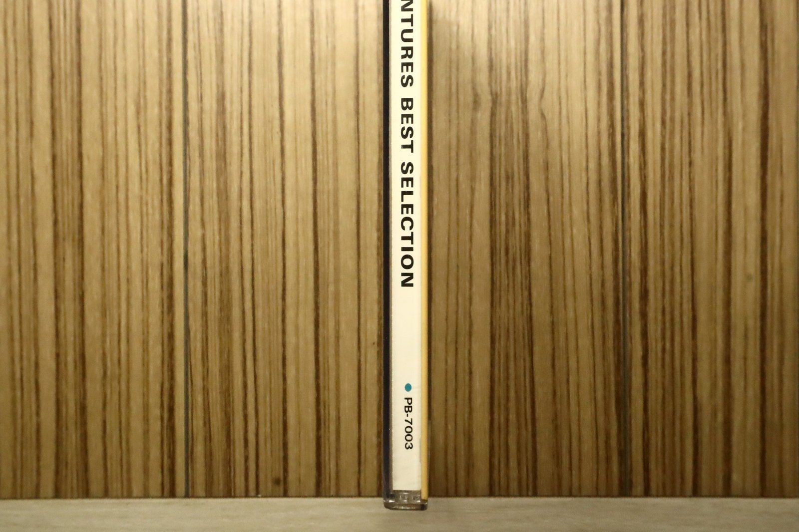 中古CD☆ザ・ベンチャーズ/THE VENTURES□ THE VENTURES BEST