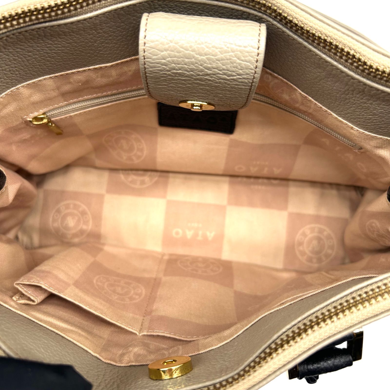 HKTA！アタオ ハンドバッグ ゴールド金具 ATAOバッグ – tagged