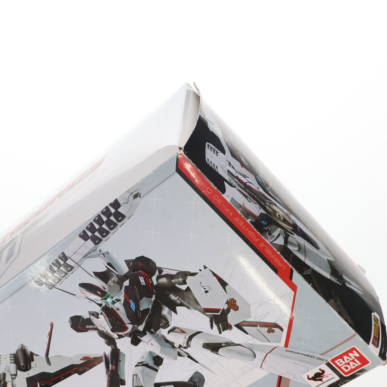 DX超合金 YF-30 クロノス マクロス30 銀河を繋ぐ歌声 完成トイ バンダイ