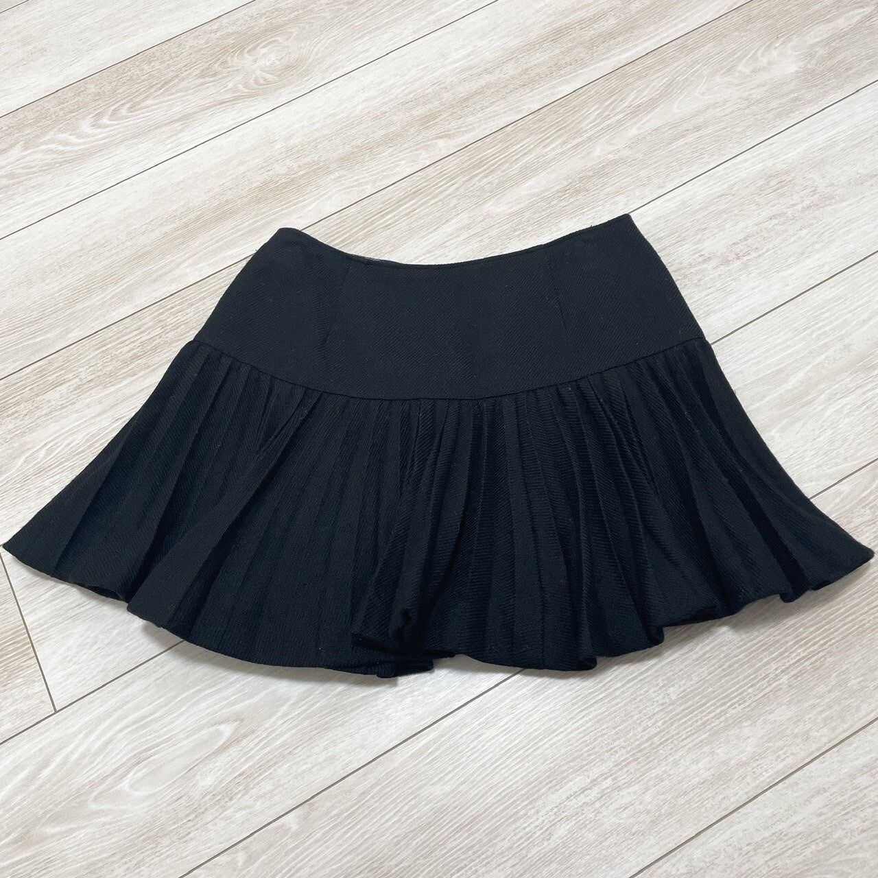 BURBERRY BLUE LABEL バーバリーブルーレーベル ロゴ刺繍 プリーツ