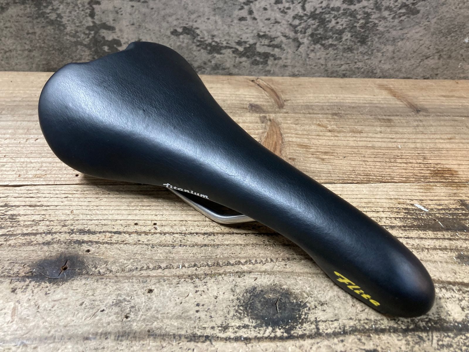 JU892 セライタリア selle italia フライト Flite titanium L1 サドル