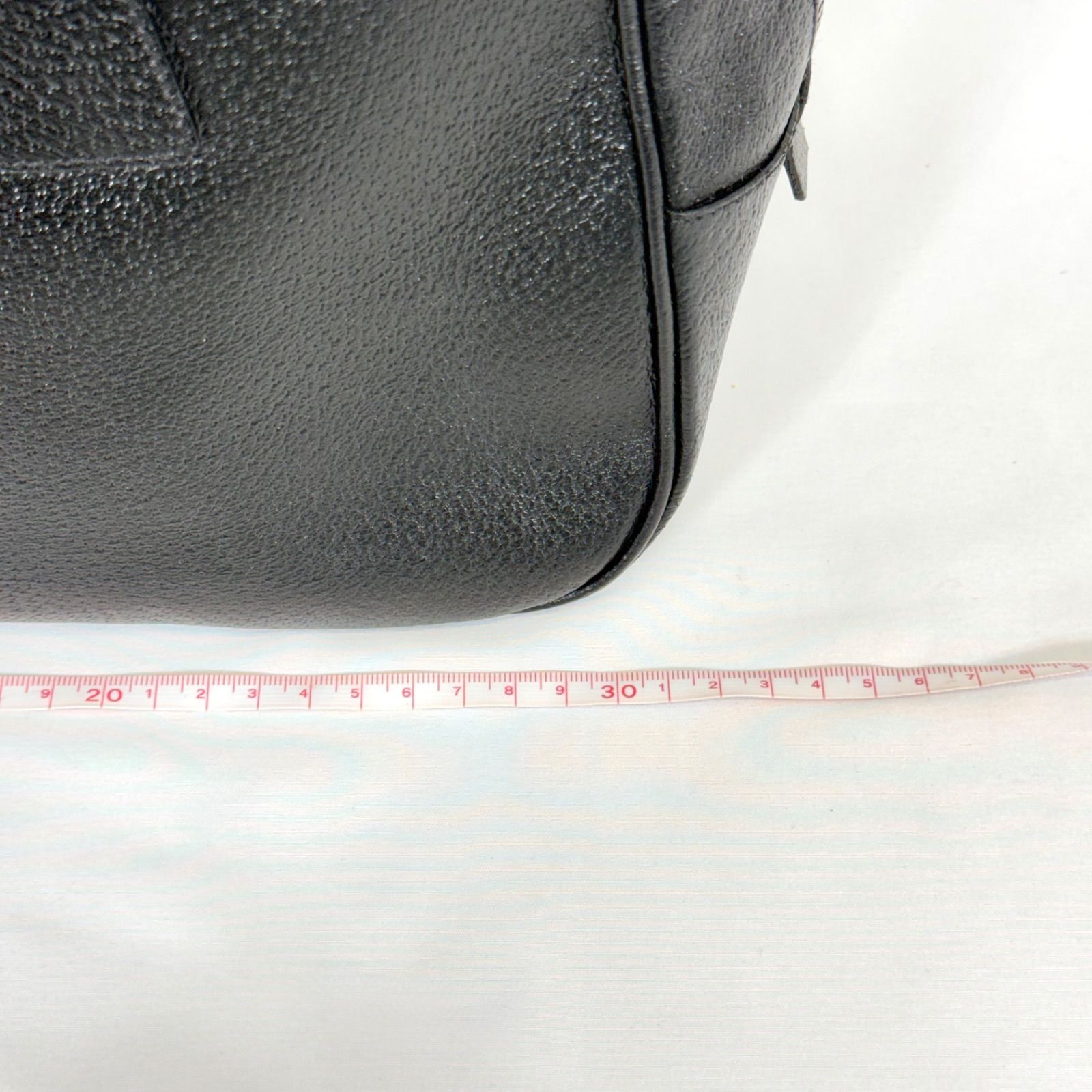 希少 鍵付き・美品】PRADA プラダ レザー 三角プレート スモール