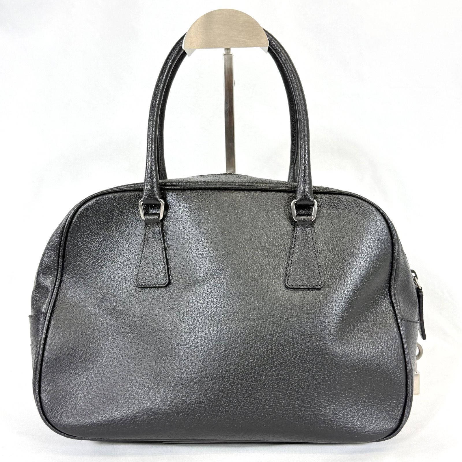 希少 鍵付き・美品】PRADA プラダ レザー 三角プレート スモール