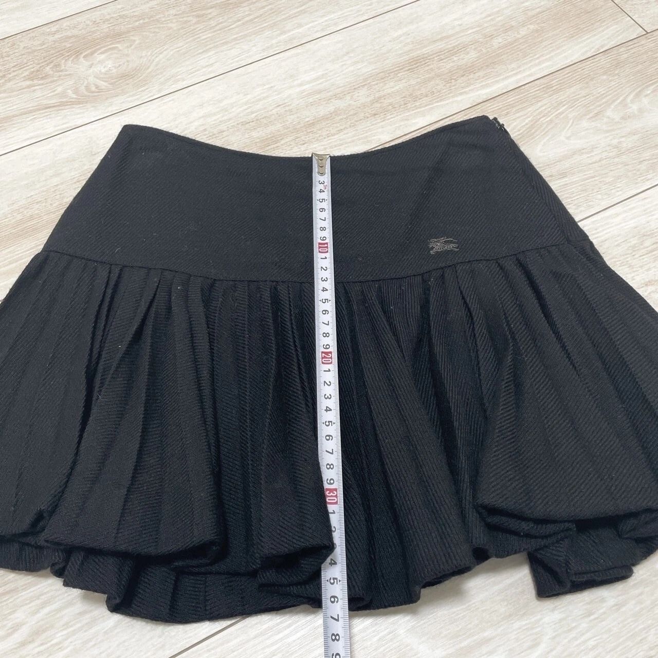 BURBERRY BLUE LABEL バーバリーブルーレーベル ロゴ刺繍 プリーツ