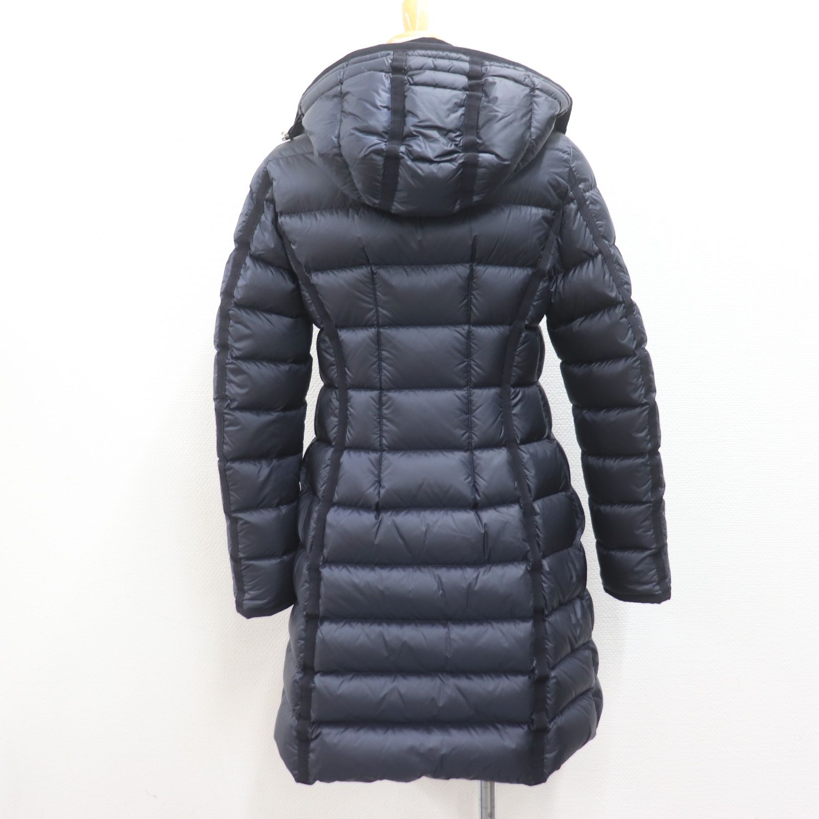 ITCT4QF6VDD4 美品 国内正規品 MONCLER モンクレール HERMINE