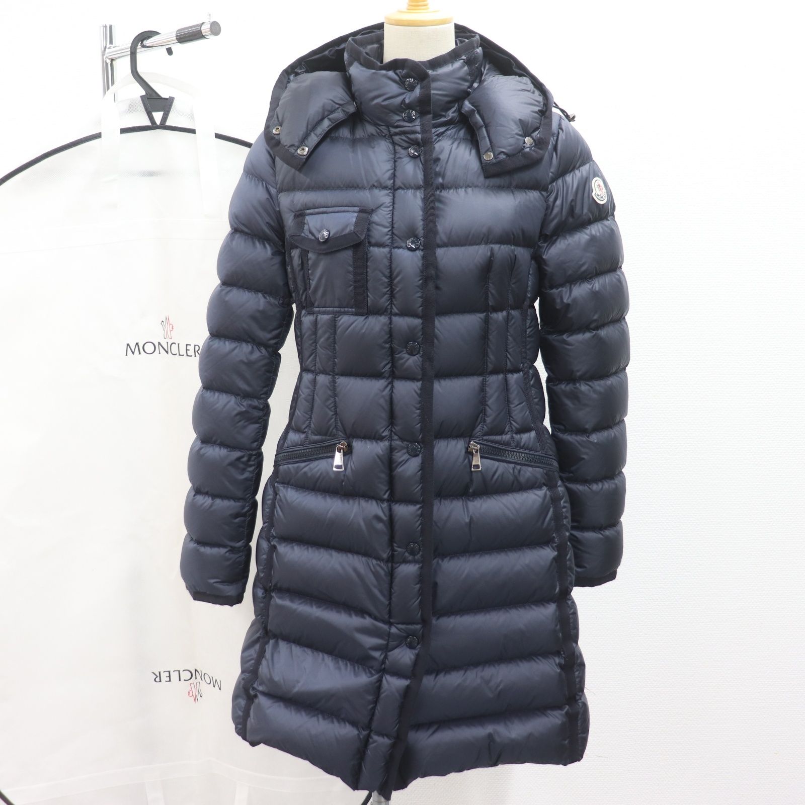 ITCT4QF6VDD4 美品 国内正規品 MONCLER モンクレール HERMINE