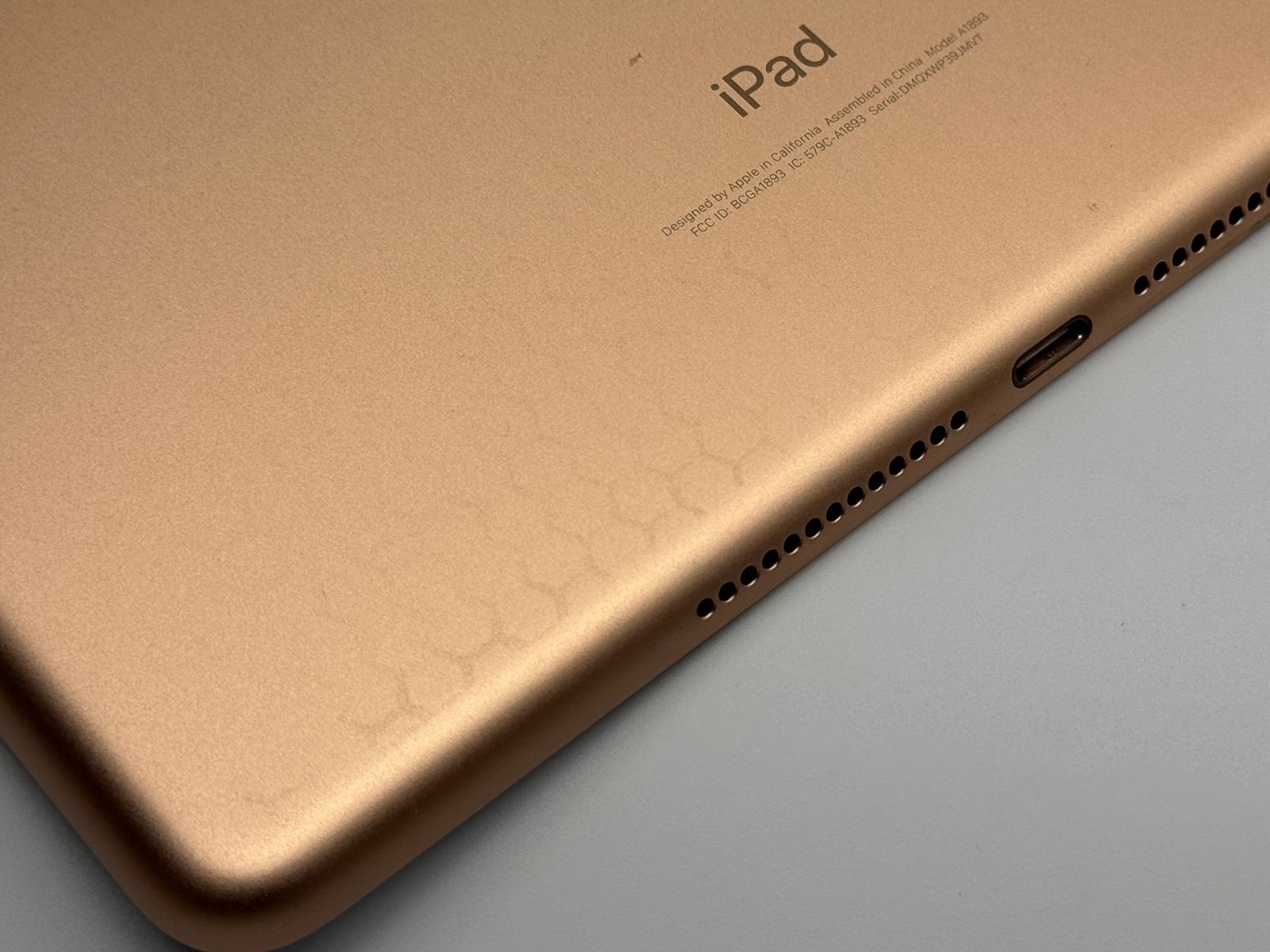 中古C】iPad 第6世代 128GB ゴールド Wi-Fi バッテリー【81%】 - メルカリ