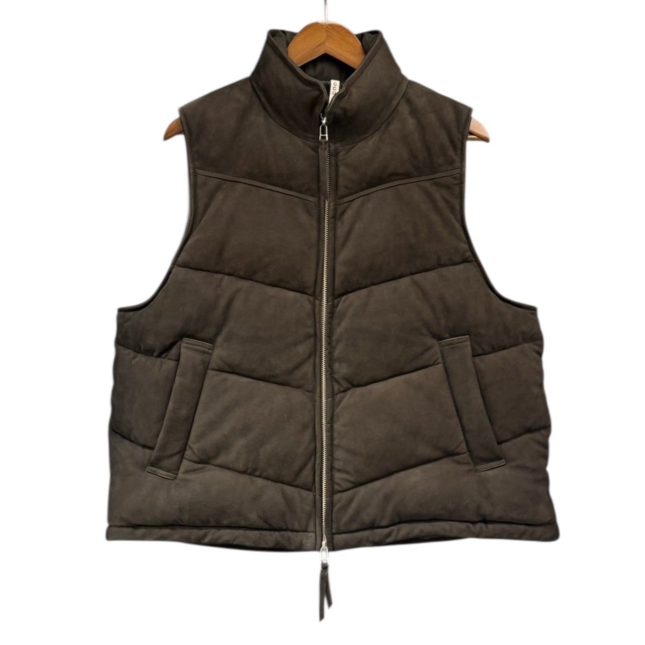CCU シーシーユー 25AW PADDING VEST ヌバックレザー中綿ベスト 1