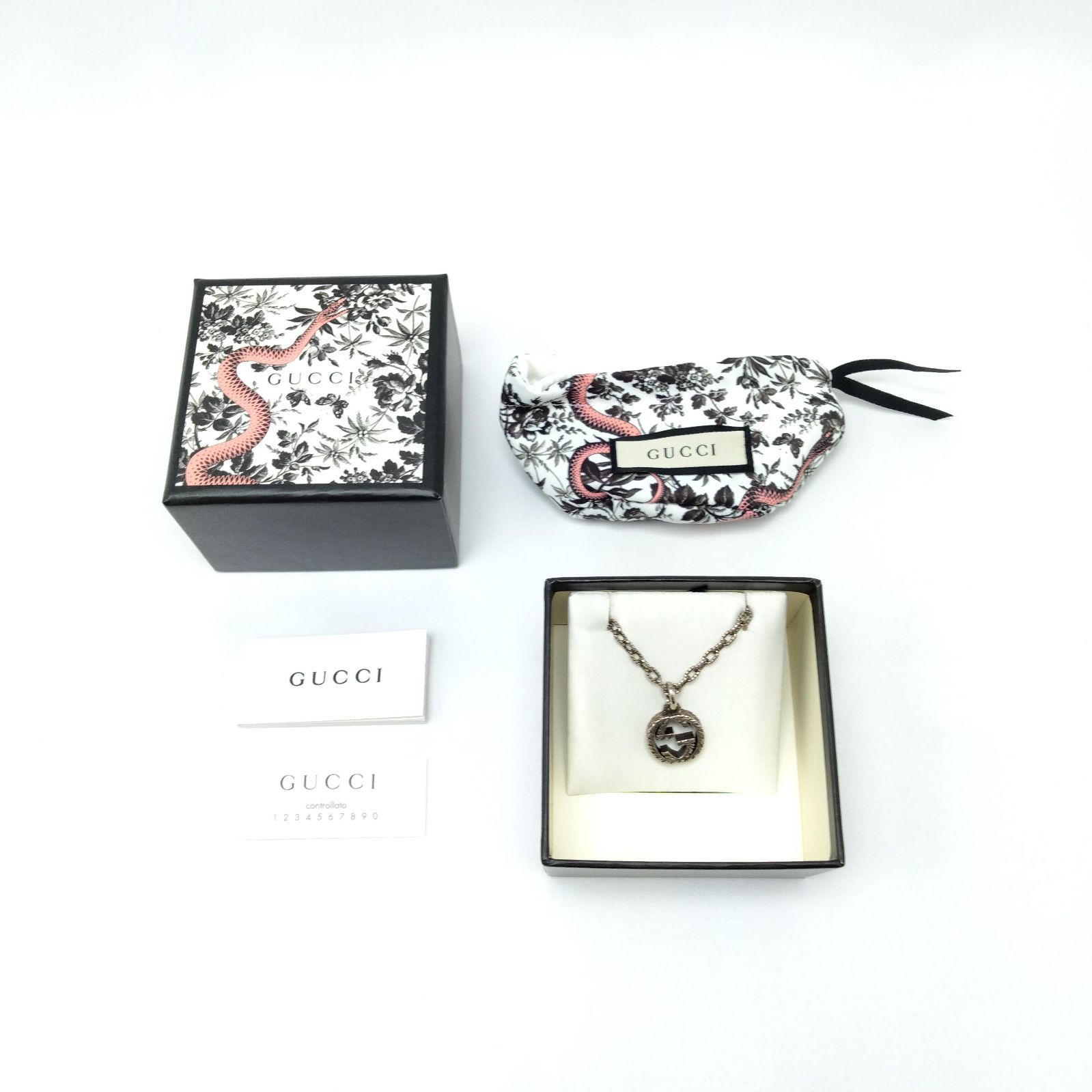 ✨GUCCI✨グッチ インターロッキングG アラベスク ネックレス シルバー