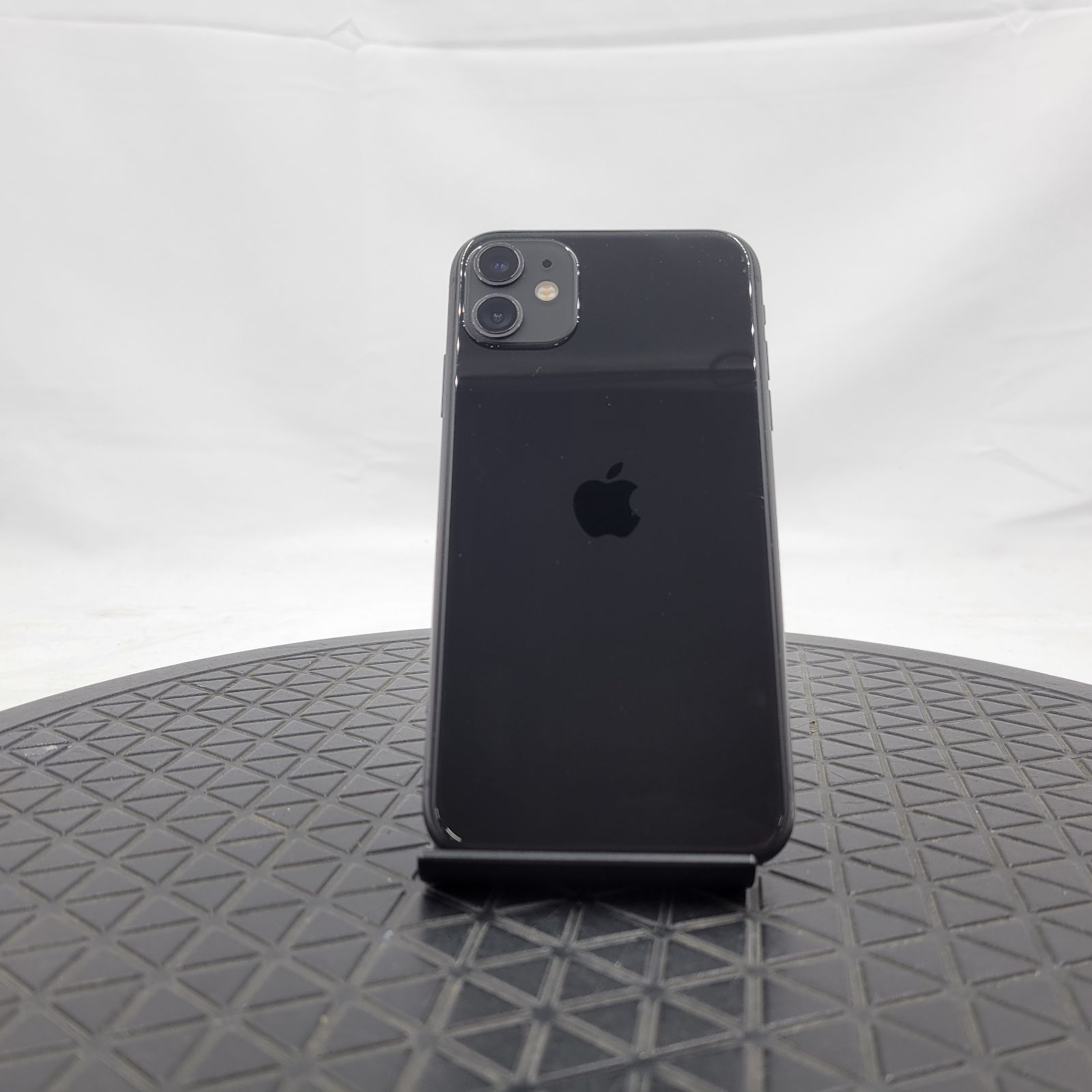 ☆一部動作確認済み/ジャンク☆Apple iPhone 11 64GB MWLT2J/A SIM