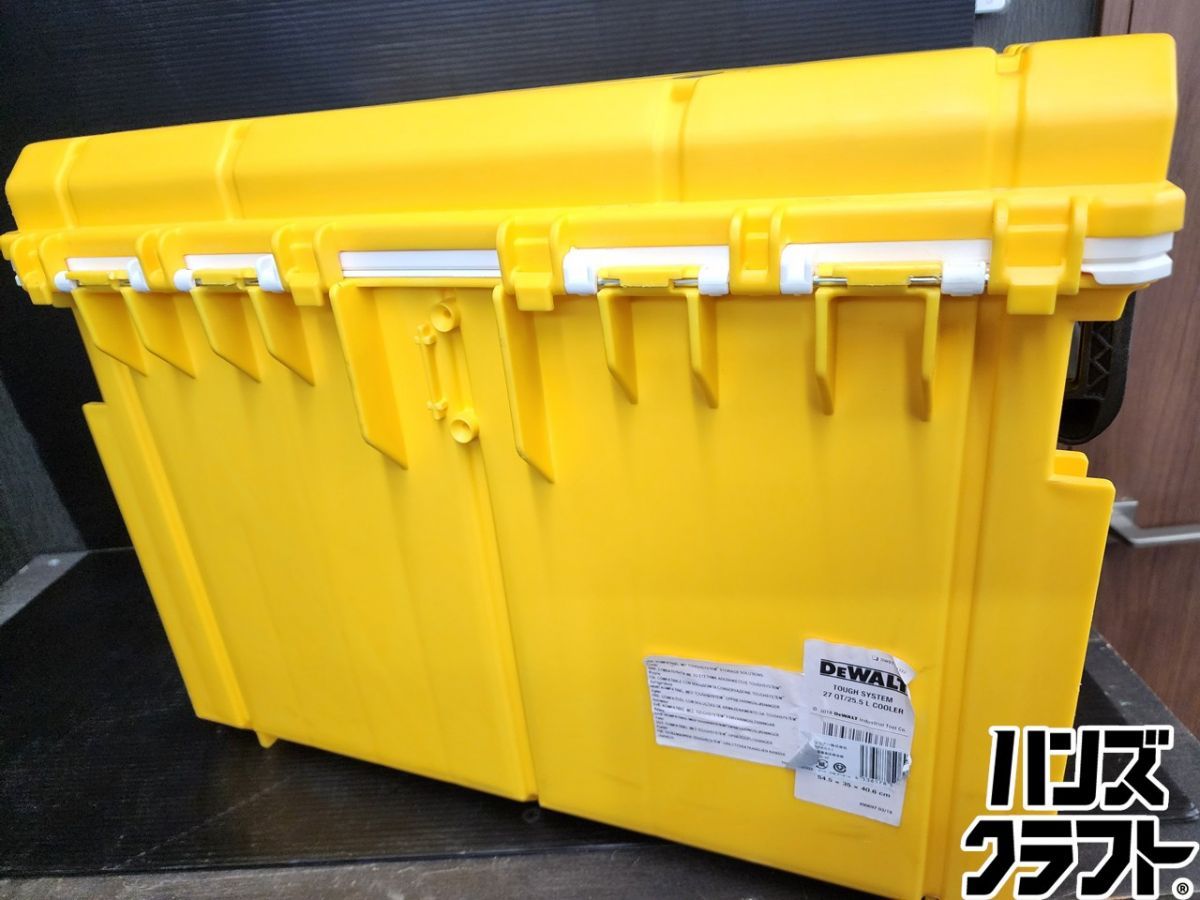 クーラーボックス