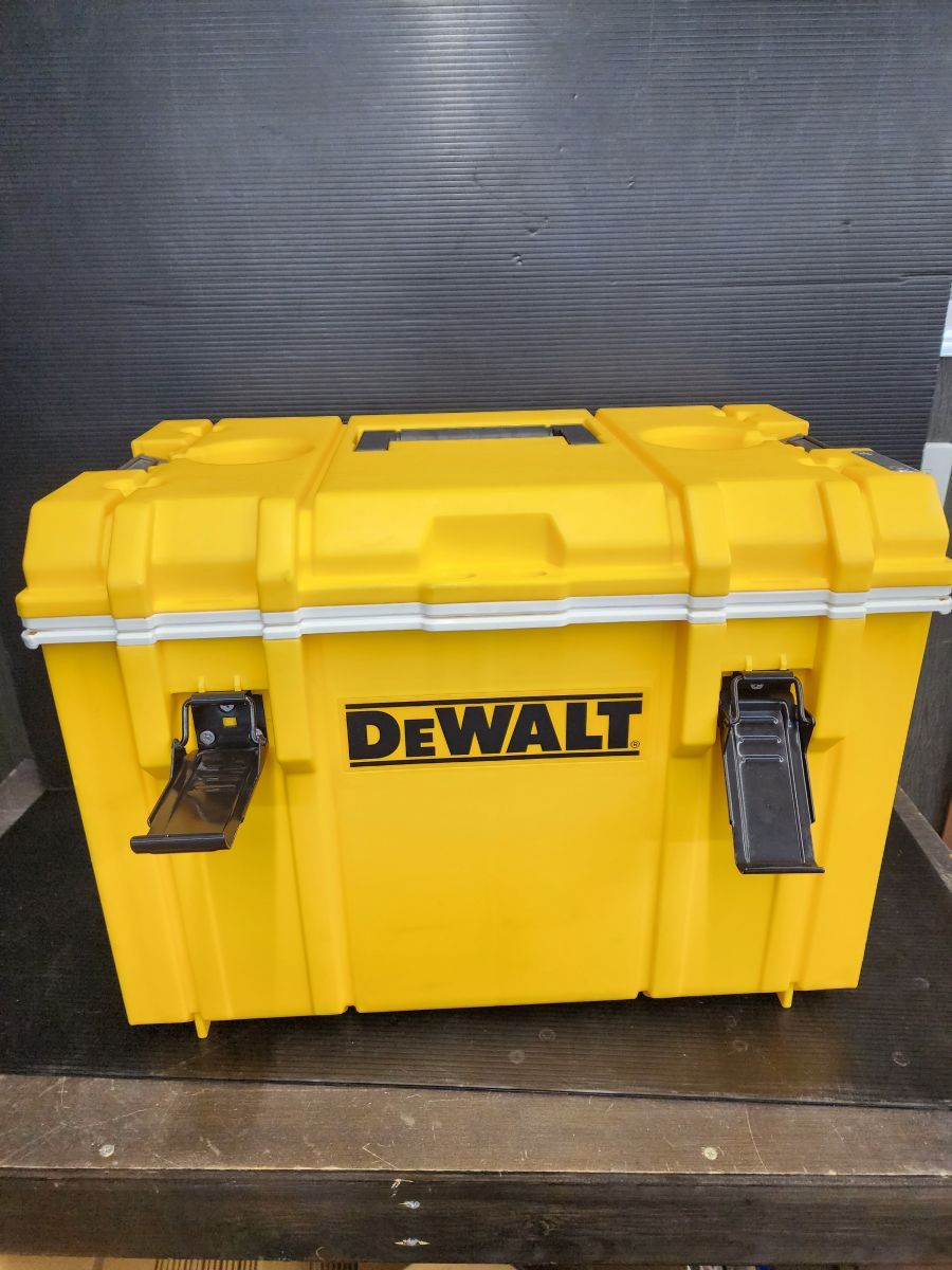 ♭ 品 DEWALT デウォルト TOUGH SYSTEM タフ システム クーラーボックス 熊