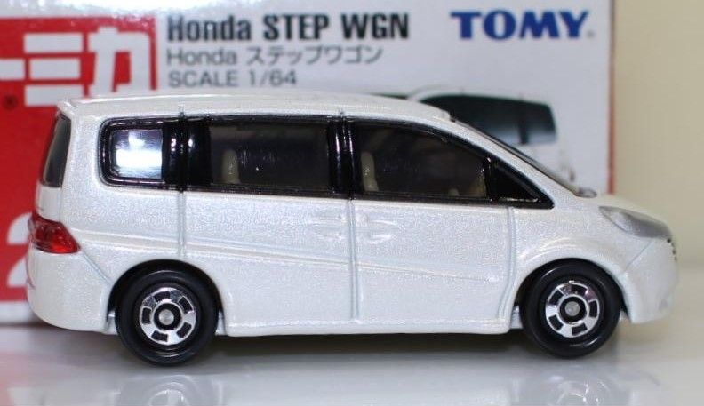 USED トミカ 21 Honda ステップワゴン 240001032812 - メルカリ